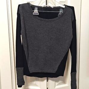 Athleta sweater size XS
